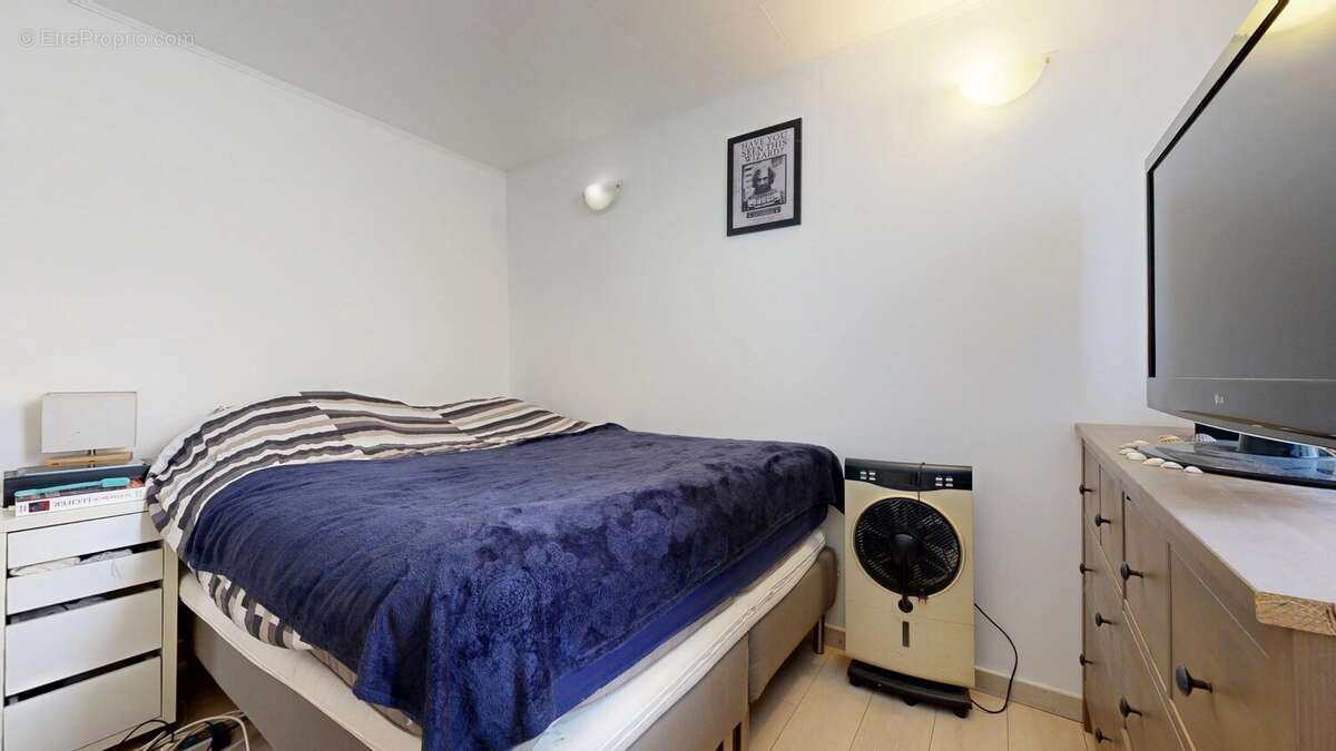Appartement à VAUJOURS