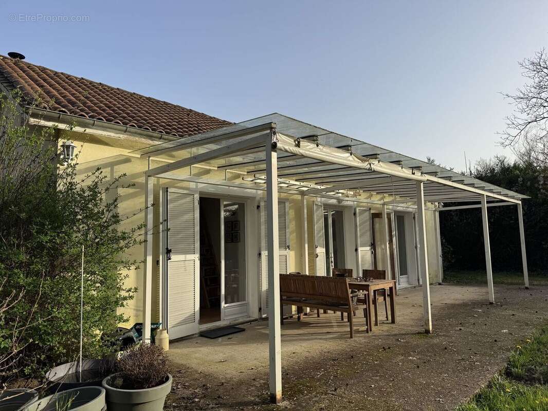 IMG1810 - Maison à SAINT-CYPRIEN