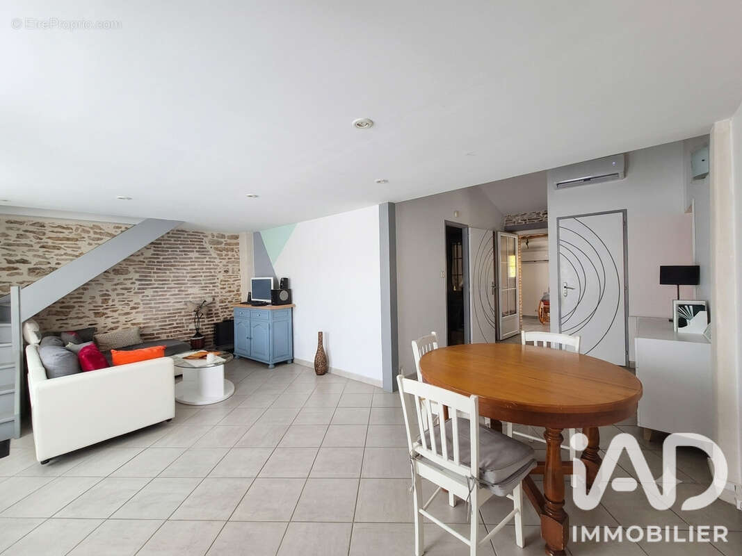 Maison 66 m² à Grosbreuil  - photo 2