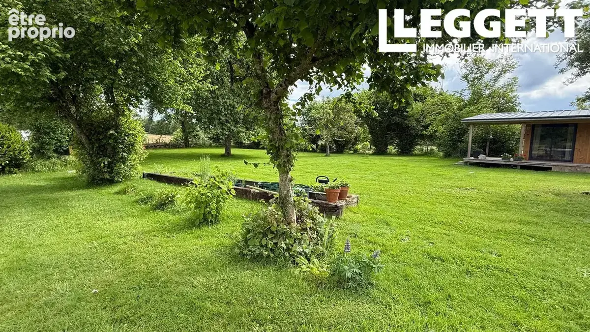 Charmante maison 2 chambres avec piscine chauffée, chalet de jardin et vue campagne – commerces à pied - photo 6