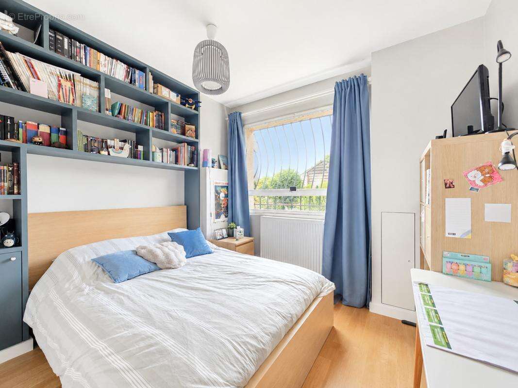 Appartement à FONTENAY-SOUS-BOIS