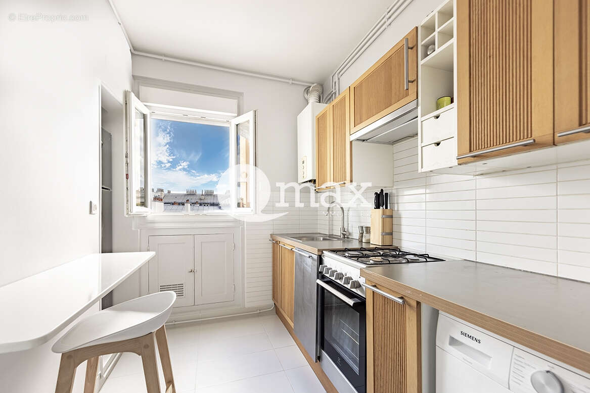 Appartement à LEVALLOIS-PERRET