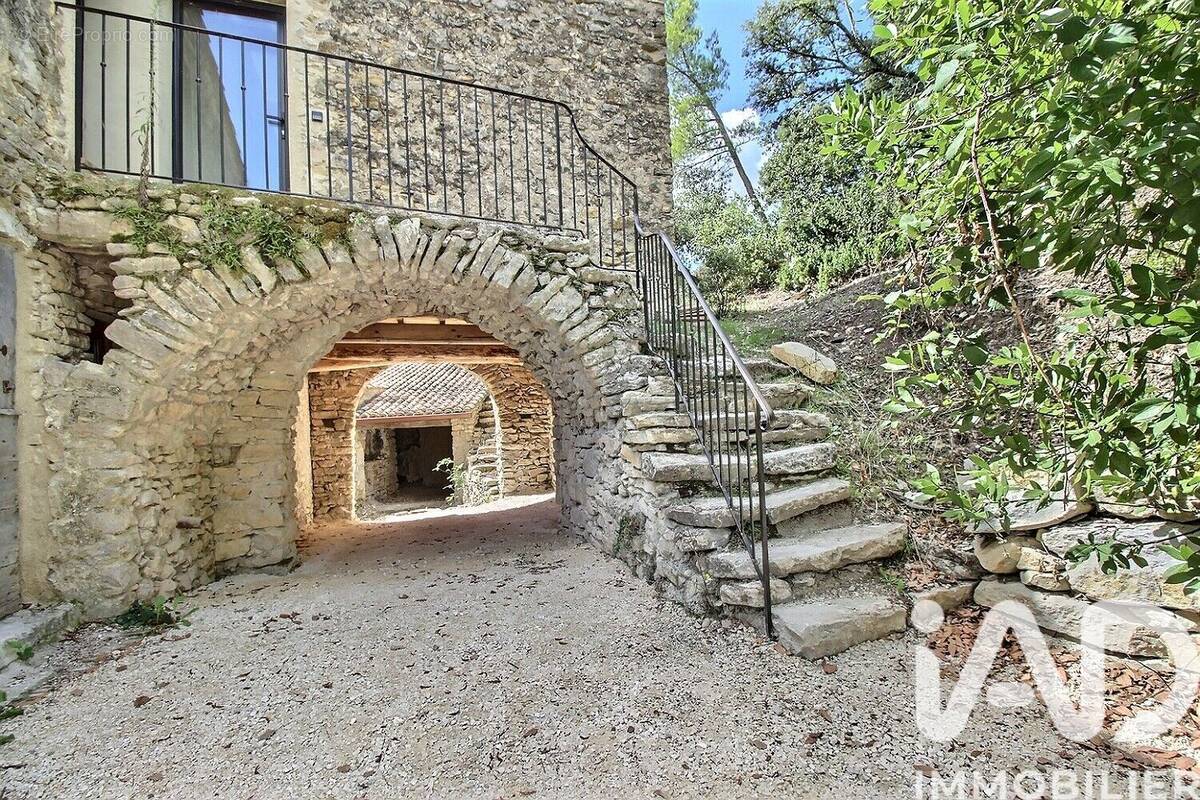 Photo 1 - Maison à ENTRECHAUX