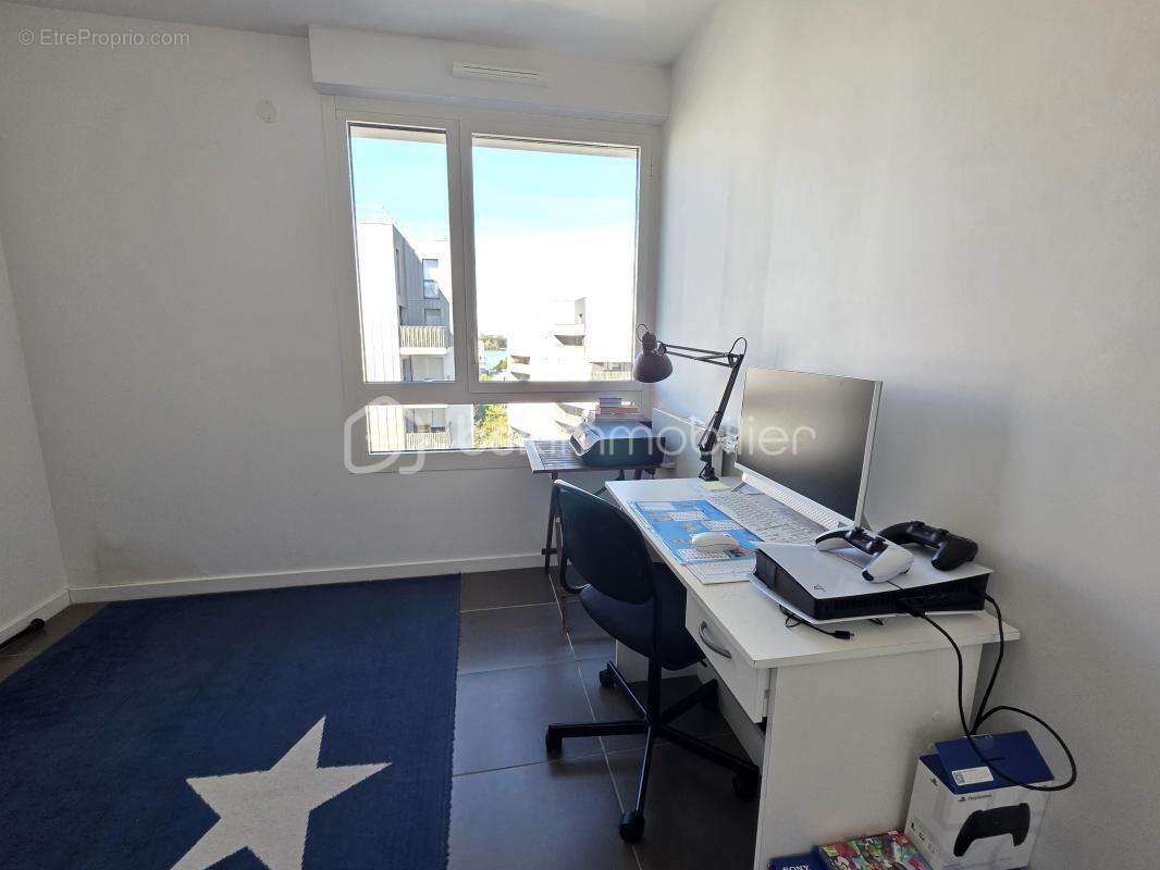 Exclusivité – Bel appartement T4/T5 de 93 m² au 8ème étage, terrasse plein ciel & double parking – Ginko - photo 7