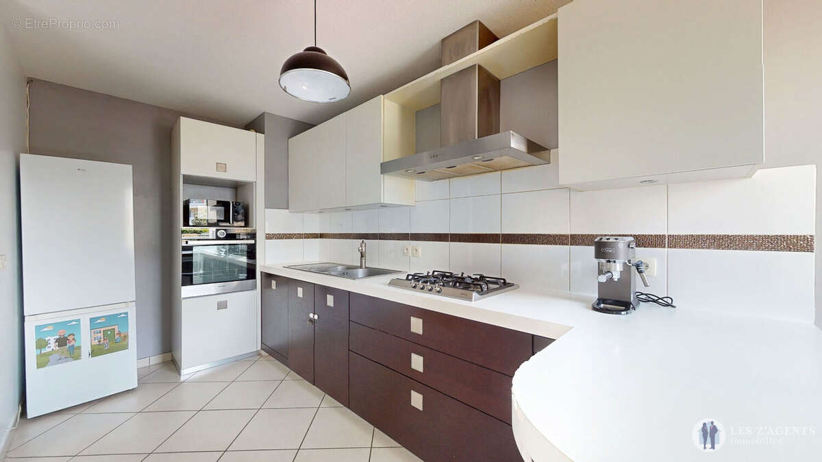 Appartement à SAINT-MARTIN-D'HERES