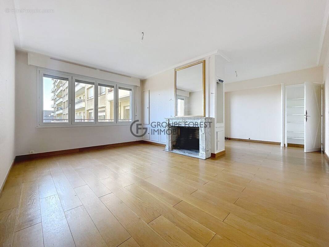 Appartement à LA MADELEINE