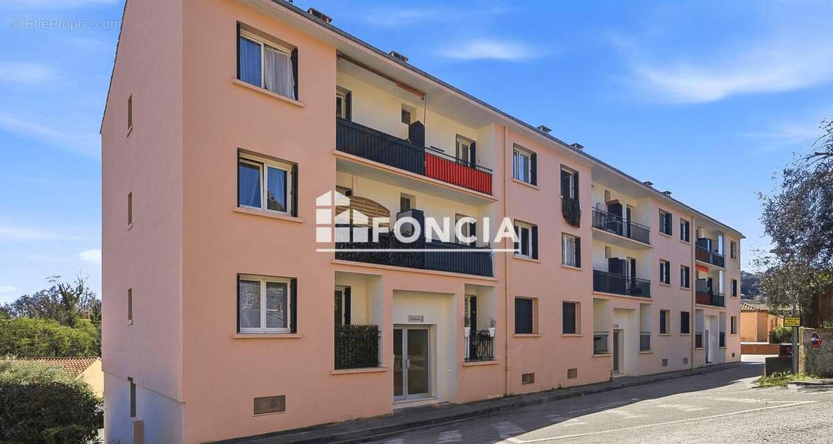 Appartement à VENCE