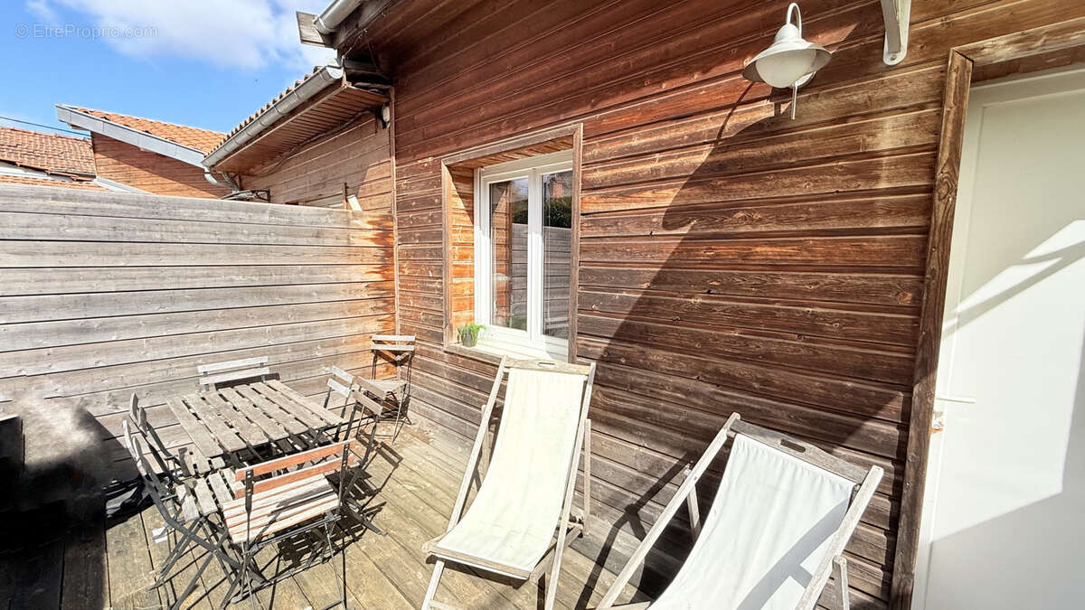 Appartement à BORDEAUX