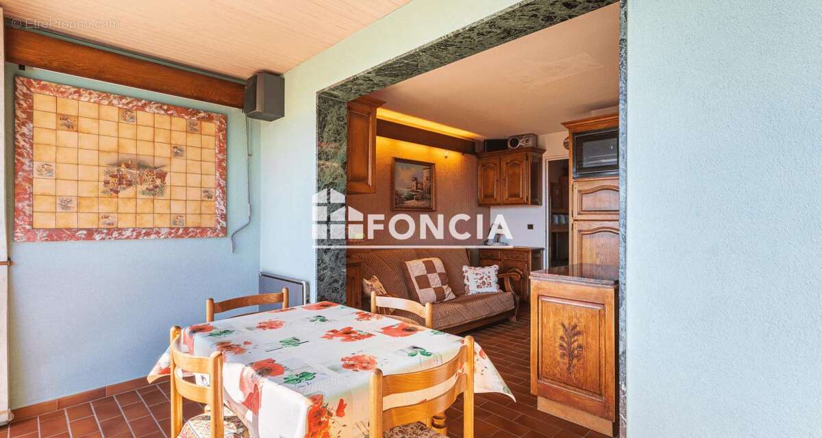 Appartement à SIX-FOURS-LES-PLAGES
