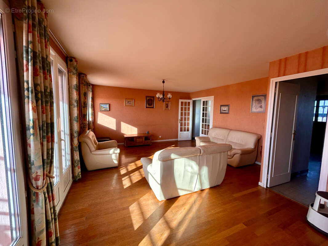 Appartement à VILLEFRANCHE-SUR-SAONE