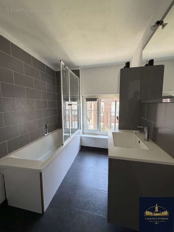 À vendre   Bel appartement T2 de plus de 50 m2   Quartier Préfecture - photo 6