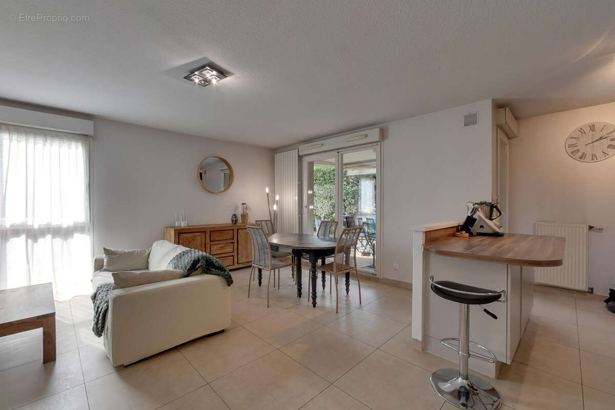 Appartement à ECHIROLLES