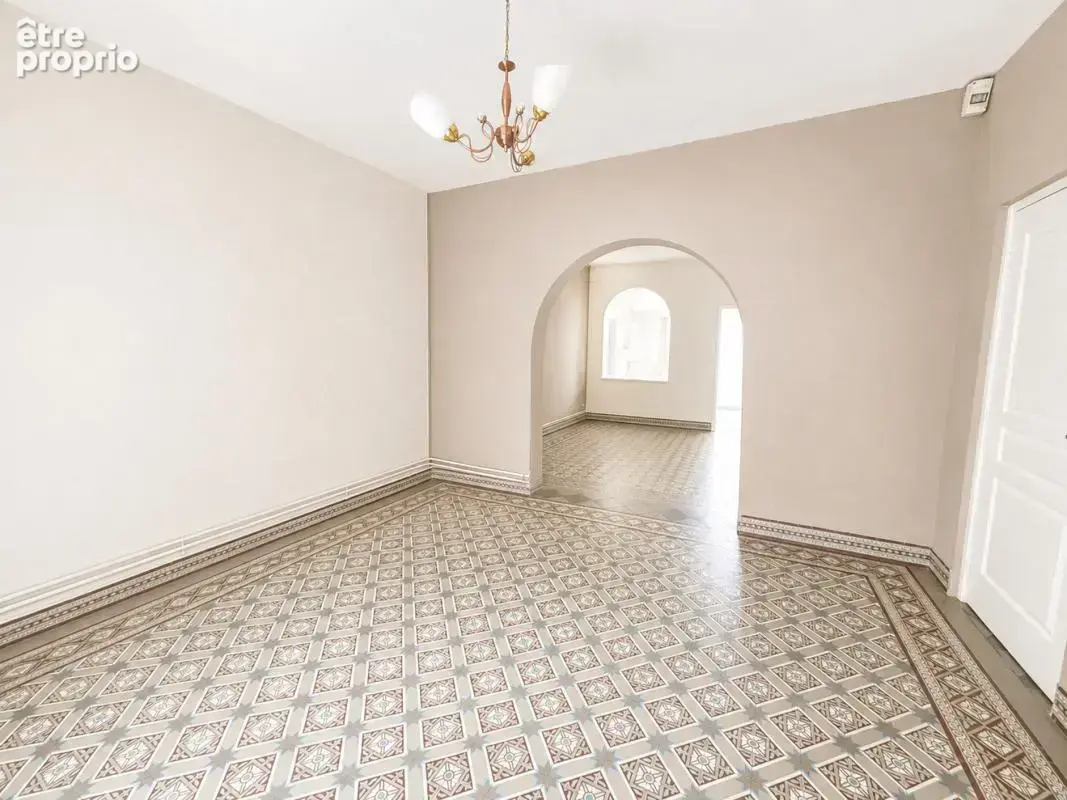 Maison 158 m² à La Madeleine  - photo 2