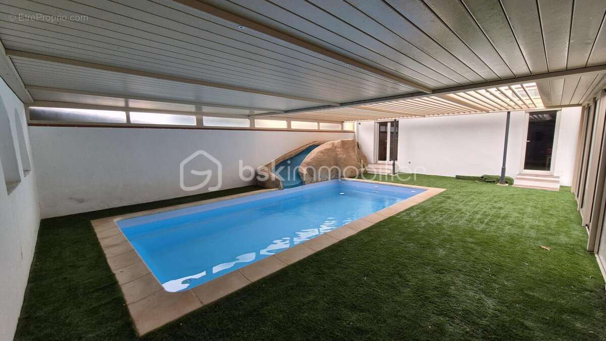 Maison à LATOUR-BAS-ELNE