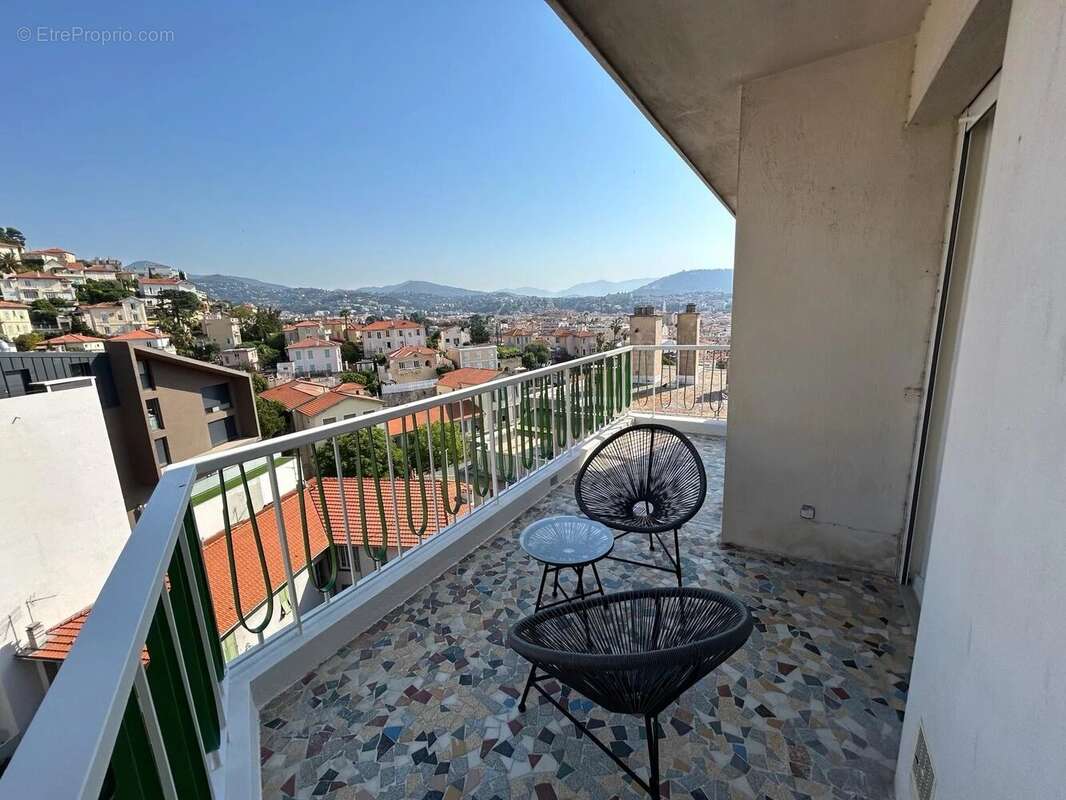 Appartement à NICE