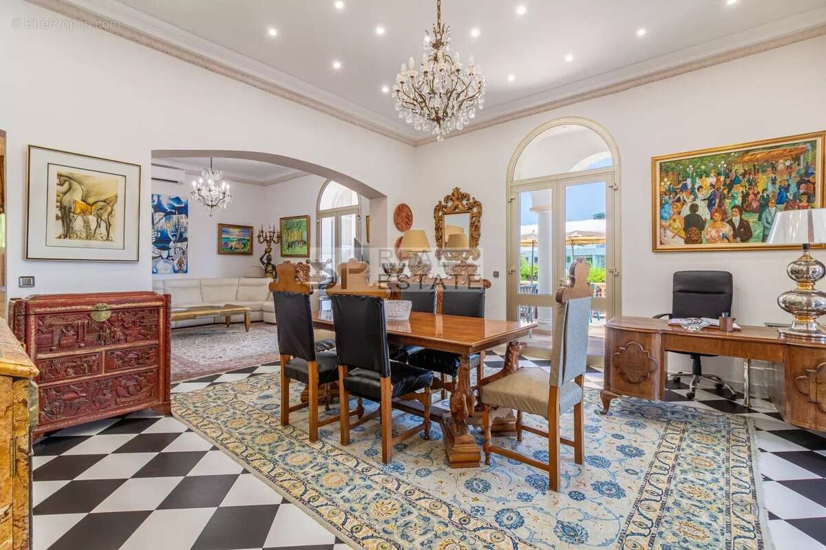 Maison à CANNES