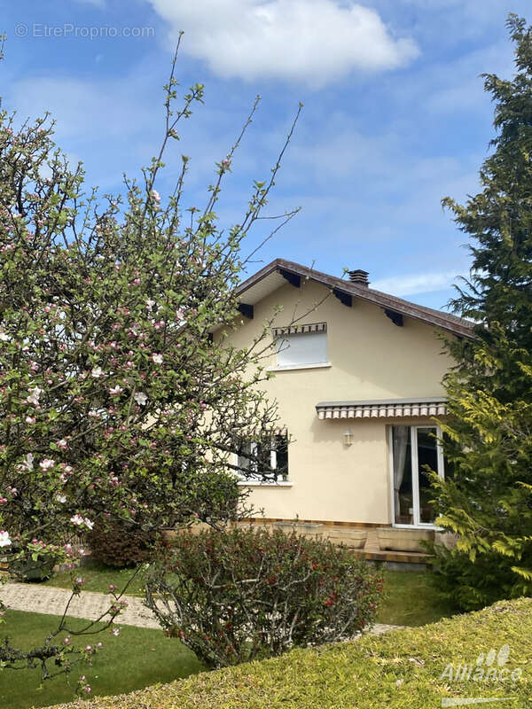 Maison à BELVERNE