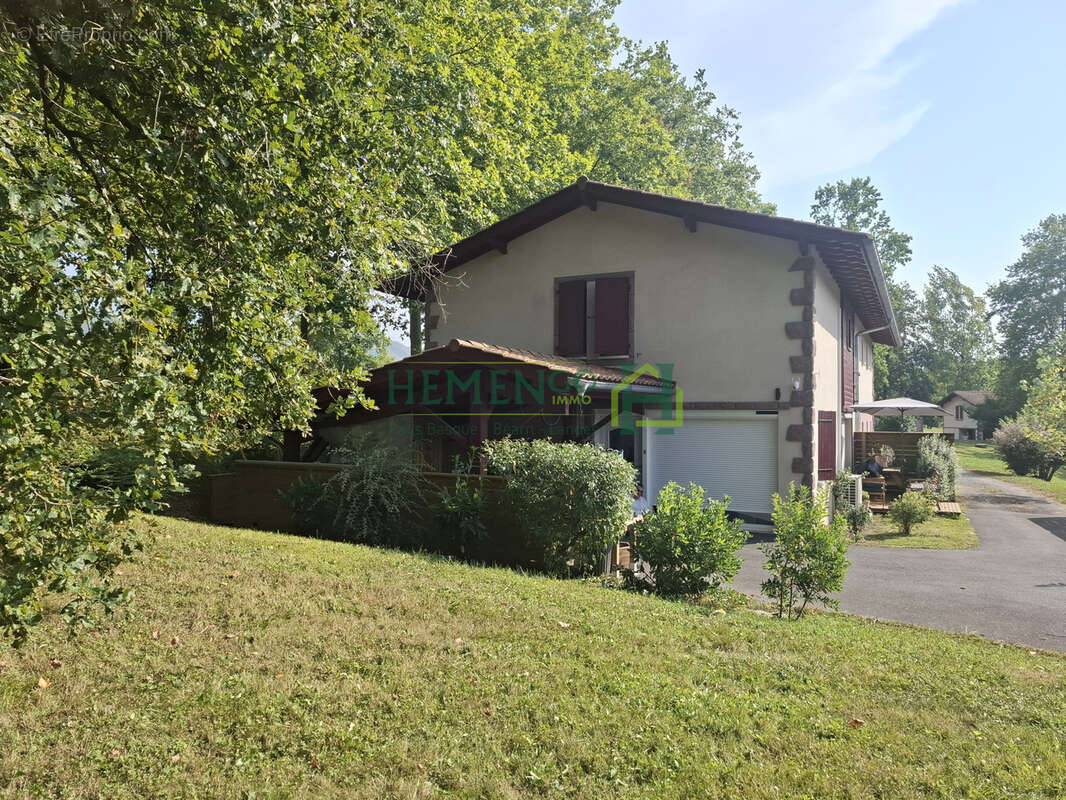 Maison à SAINT-JEAN-LE-VIEUX