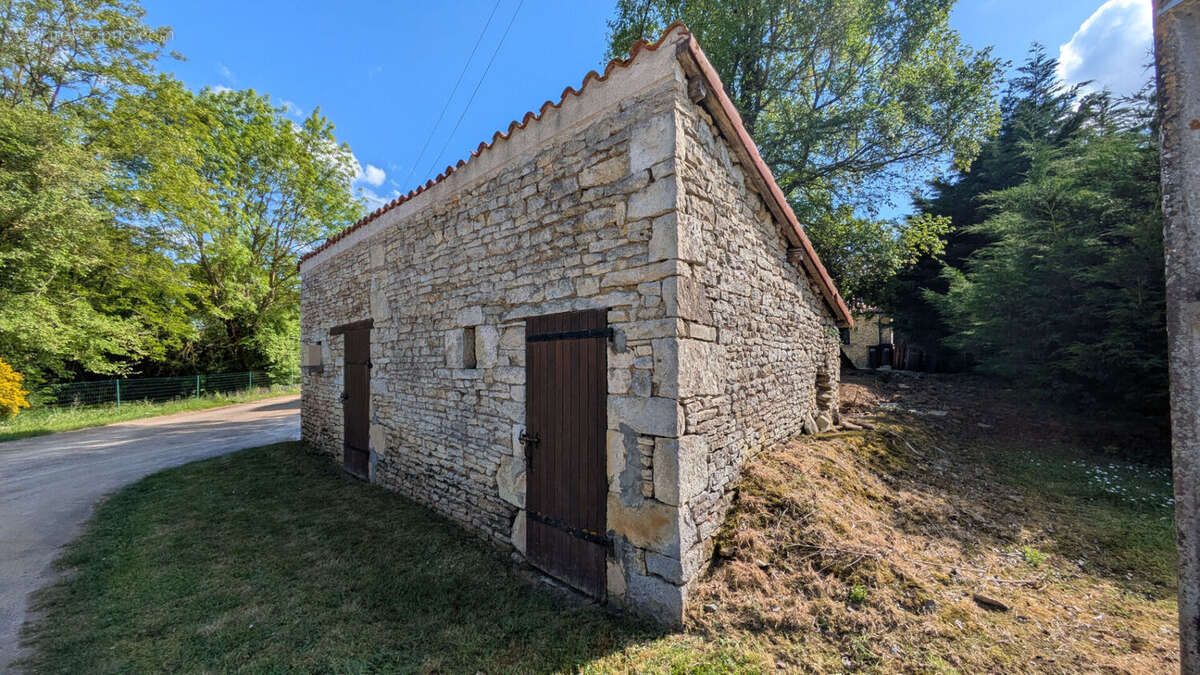 Maison à MAUPREVOIR
