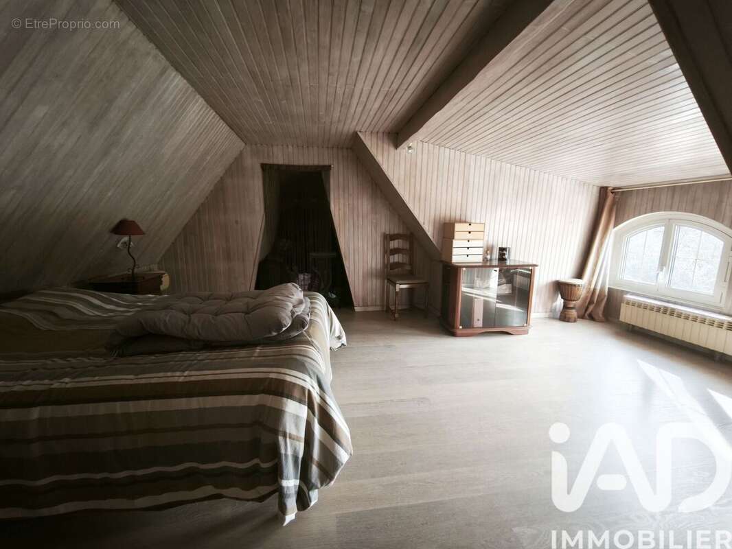 Photo 8 - Maison à SAINT-DENIS-DE-PILE