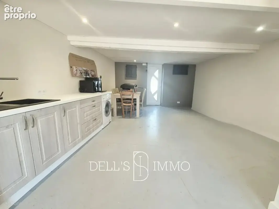 maison entièrement rénovée proche commerces - photo 9