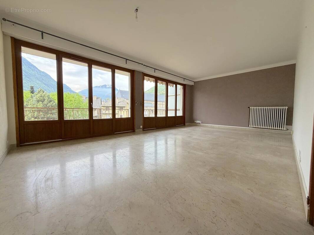 Appartement à SAINT-JEAN-DE-MAURIENNE
