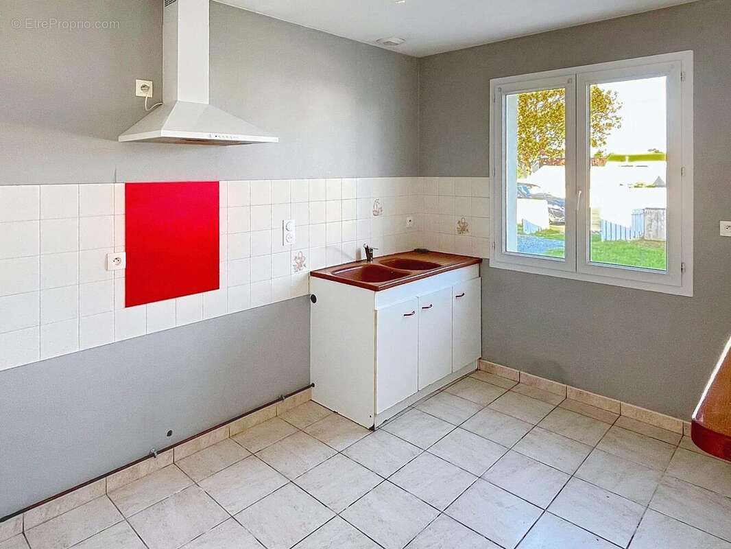 Photo 3 - Maison à SAINT-URBAIN