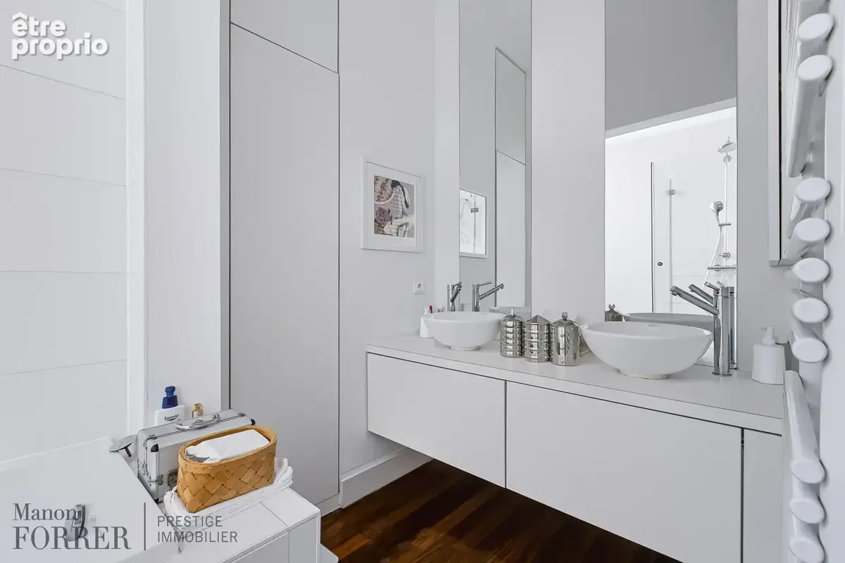 À VENDRE ! Appartement 5 pièces situé dans un immeuble en pierre de taille   135,86 m2 - photo 10