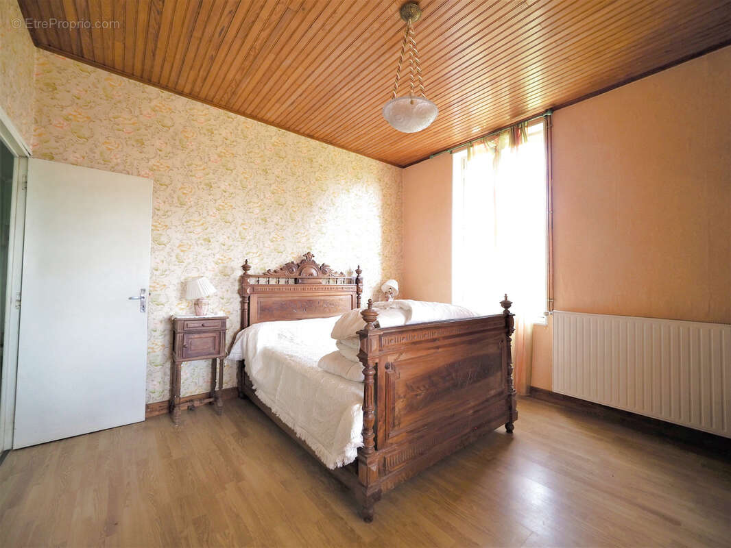 Maison à FAUILLET