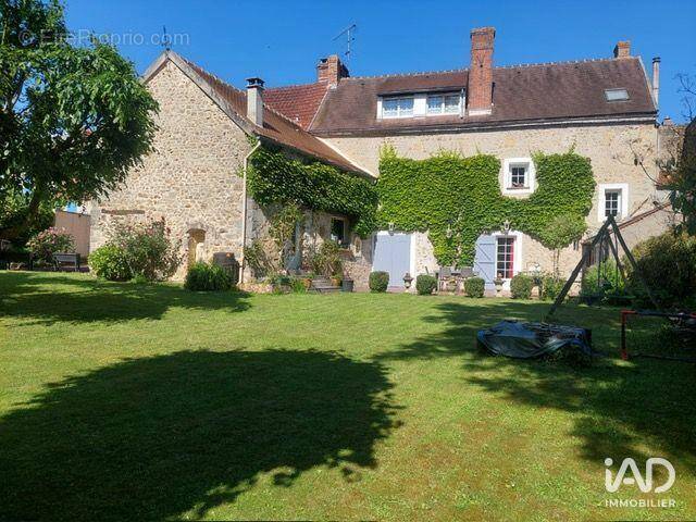 Photo 1 - Maison à SAINT-MAURICE-MONTCOURONNE