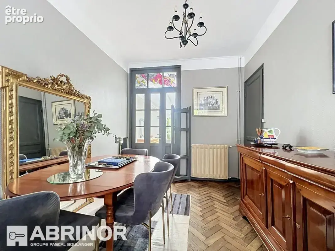 LILLE - PELLEVOISIN - SAINT MAUR - MARCQ EN BAROEUL- Maison pleine de charme 3 chambres avec terrasse et jardin - photo 2