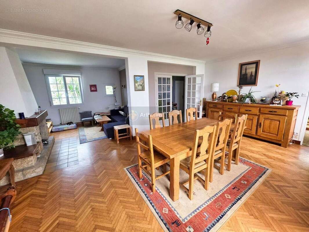 Maison à SAINT-RENAN