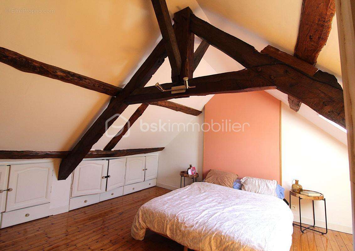 Maison à LE MOLAY-LITTRY