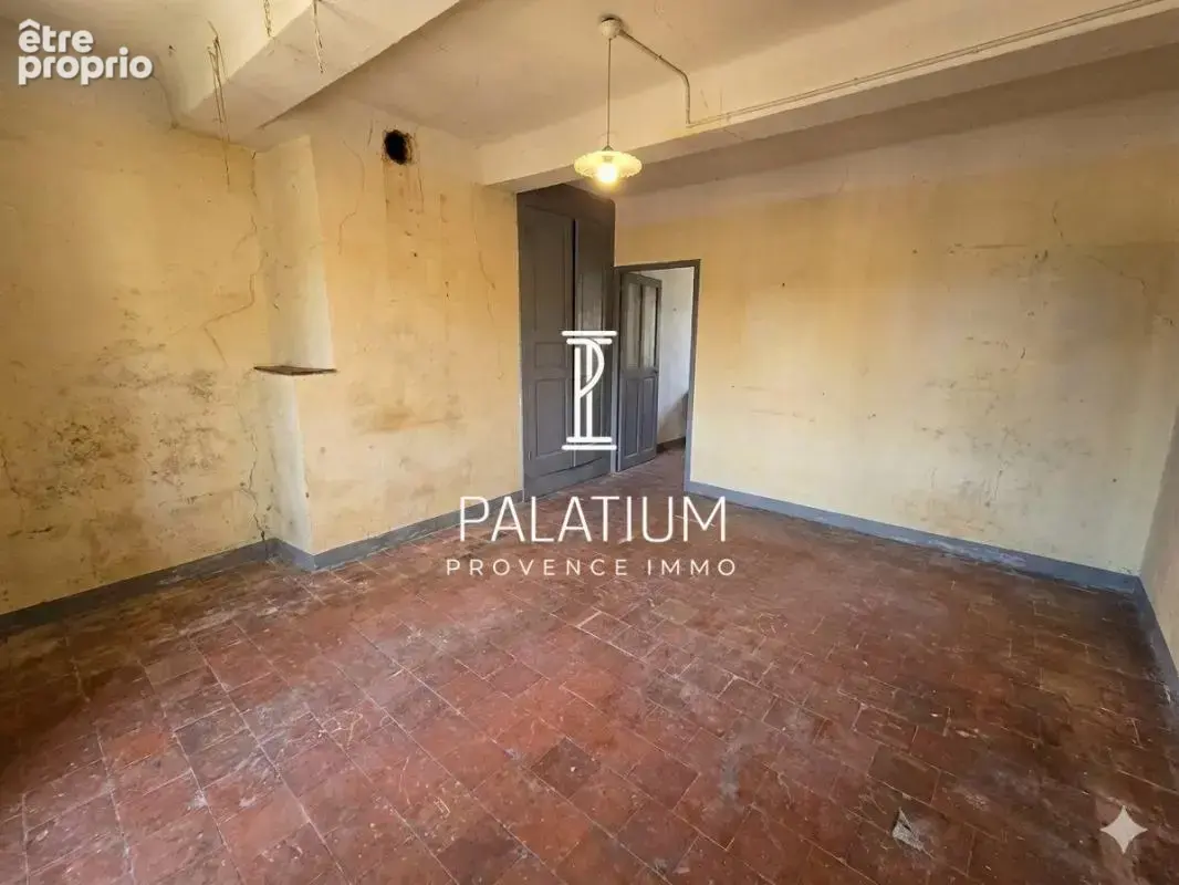 Appartement /Immeuble de Rapport – Riez (04) 400 m² Lots : 5 - photo 25