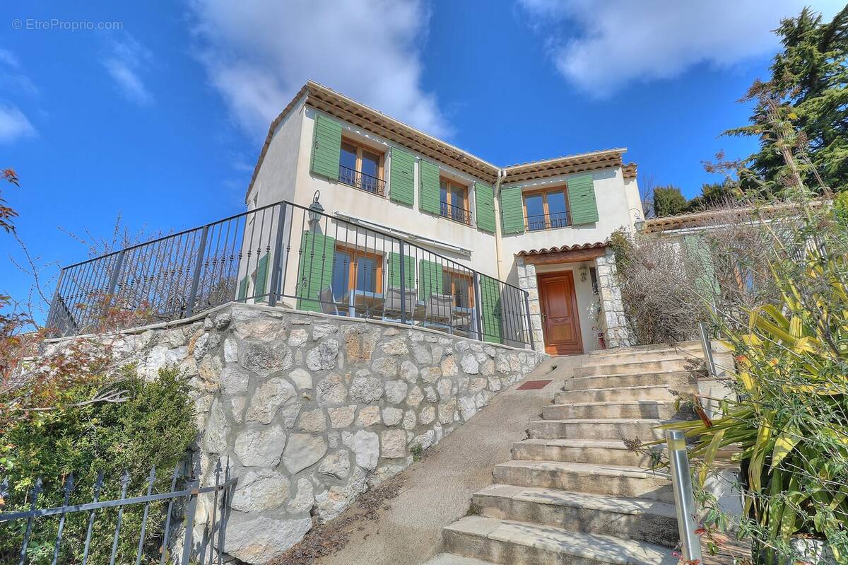 Maison à COURSEGOULES