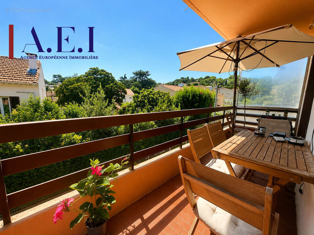 *Appartement T4 avec terrasses et stationnement - photo 2