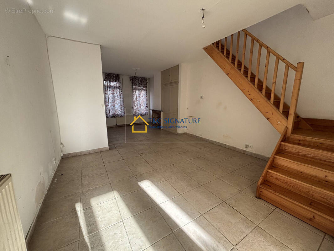 salon-salle à manger - Maison à TOURCOING