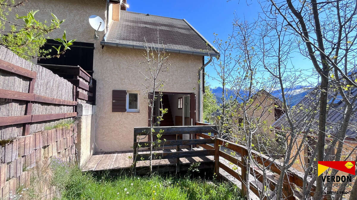 Photo 2 - Maison à VILLARS-COLMARS