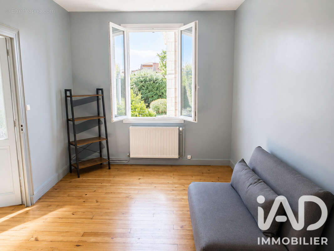 Maison 68 m² à Angouleme  - photo 6