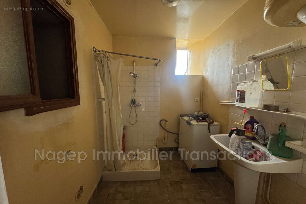 Maison à AIGUEPERSE