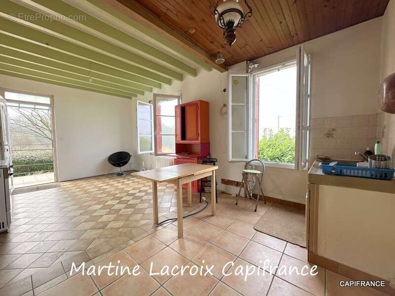 Maison à BONNETABLE