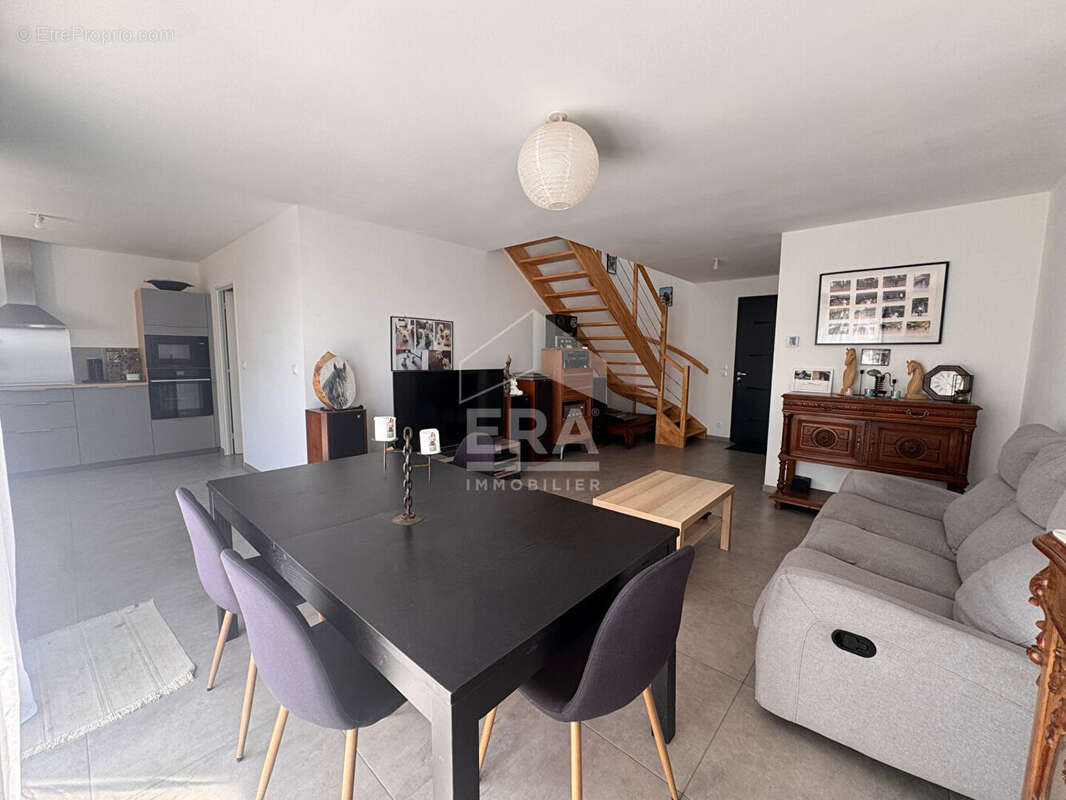 Maison neuve 4 pièces à vendre à La Lande-de-Fronsac (Réf. 3202) - photo 5