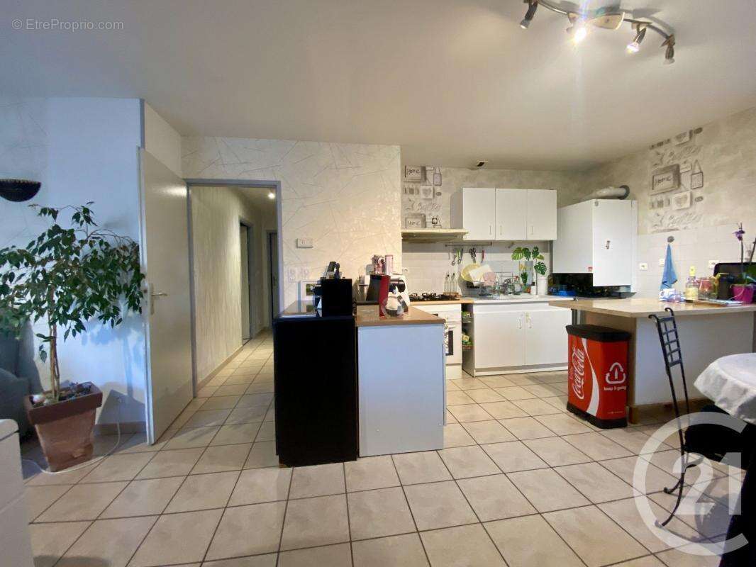 Appartement 161 m² à Chaillac-Sur-Vienne  - photo 2