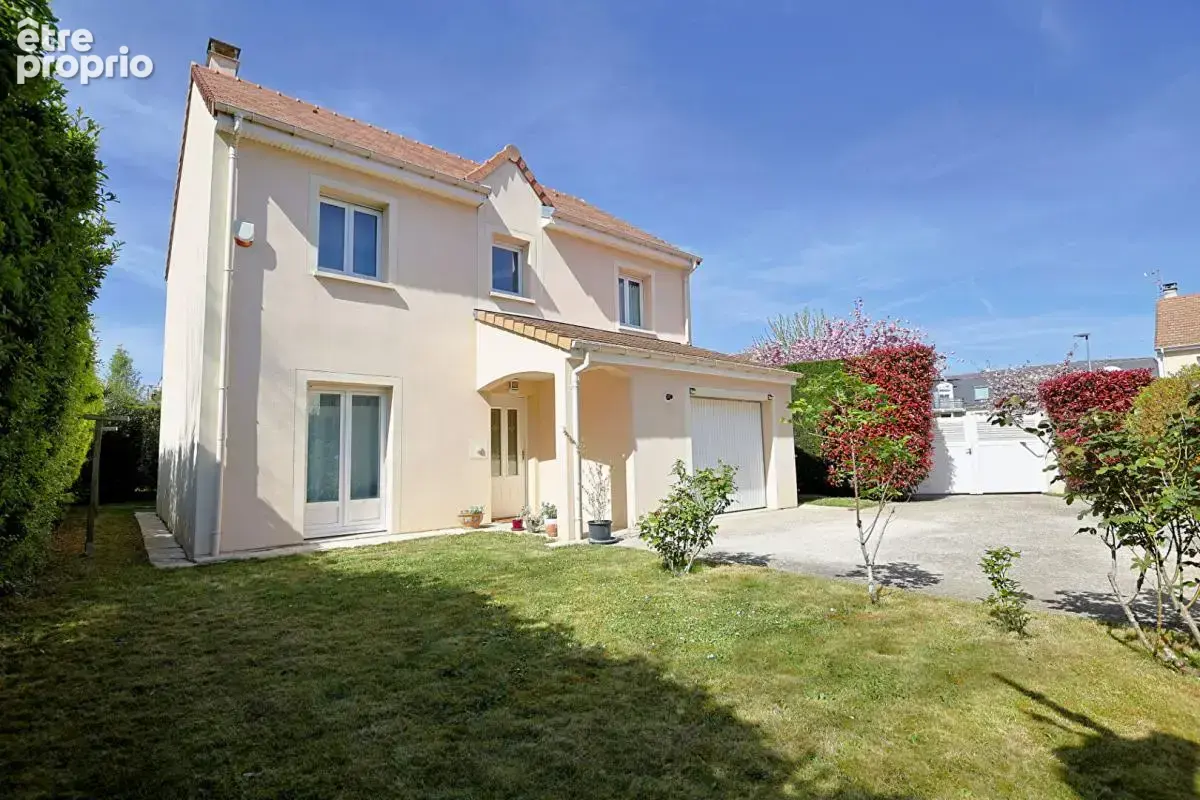 Maison à BRIE-COMTE-ROBERT