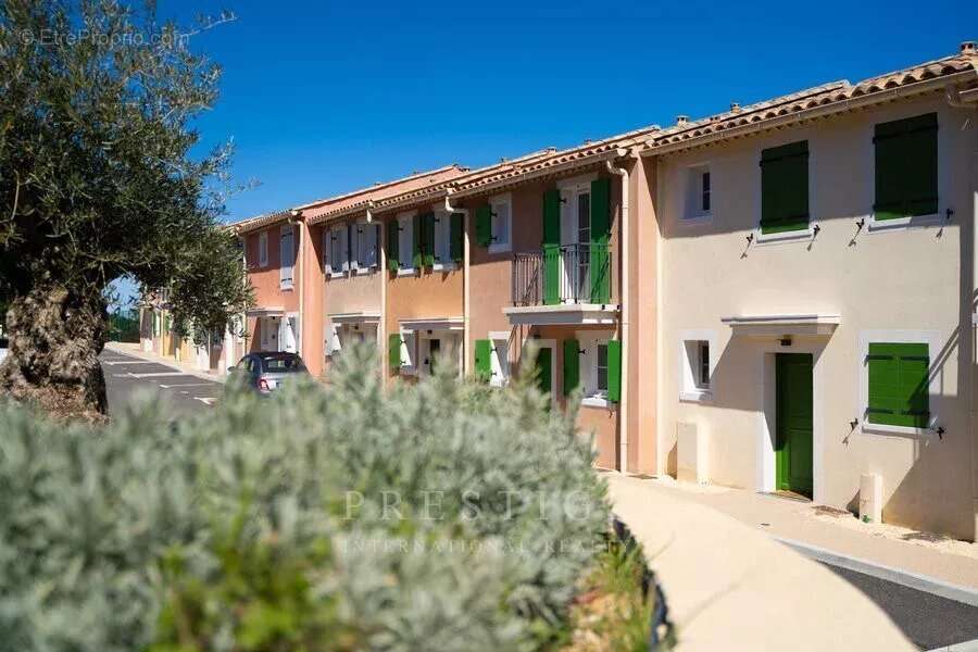 Maison à LA GARDE-FREINET