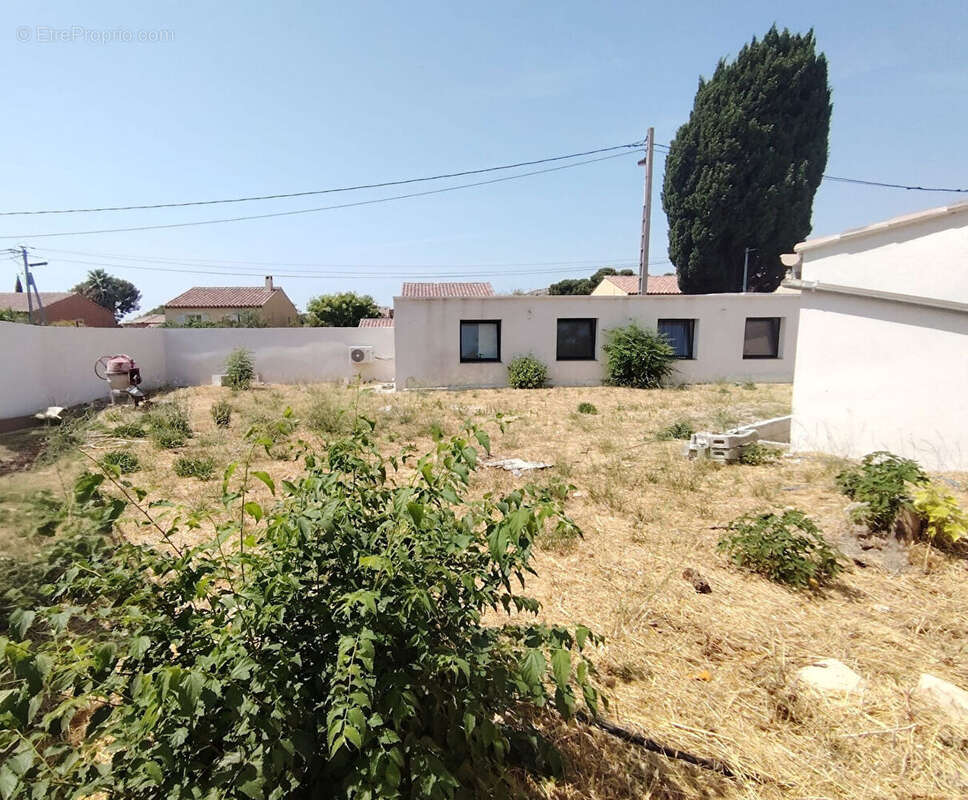 Terrain 416m² à marseille 14e arrondissement - photo 5