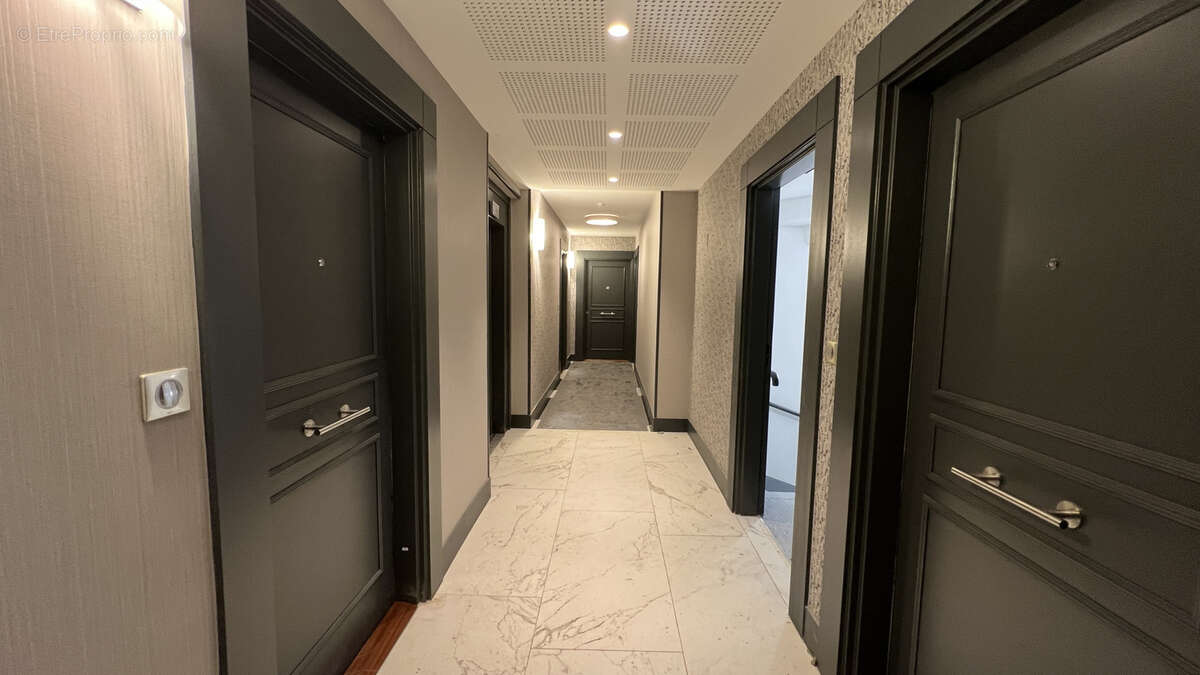 Appartement à JOUARS-PONTCHARTRAIN