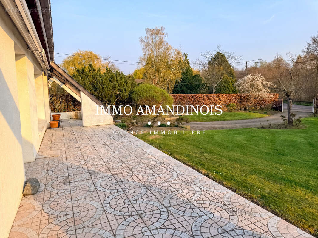 Maison à SAINT-AMAND-LES-EAUX