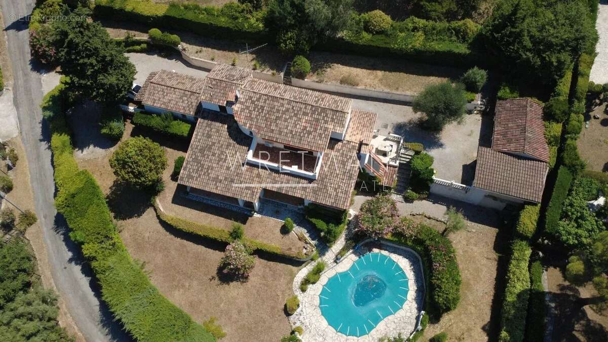 Maison à MONTAUROUX