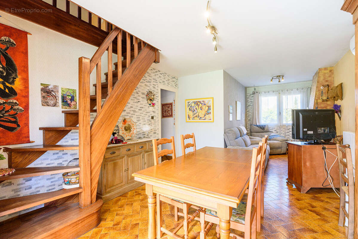 Maison à MAZEROLLES